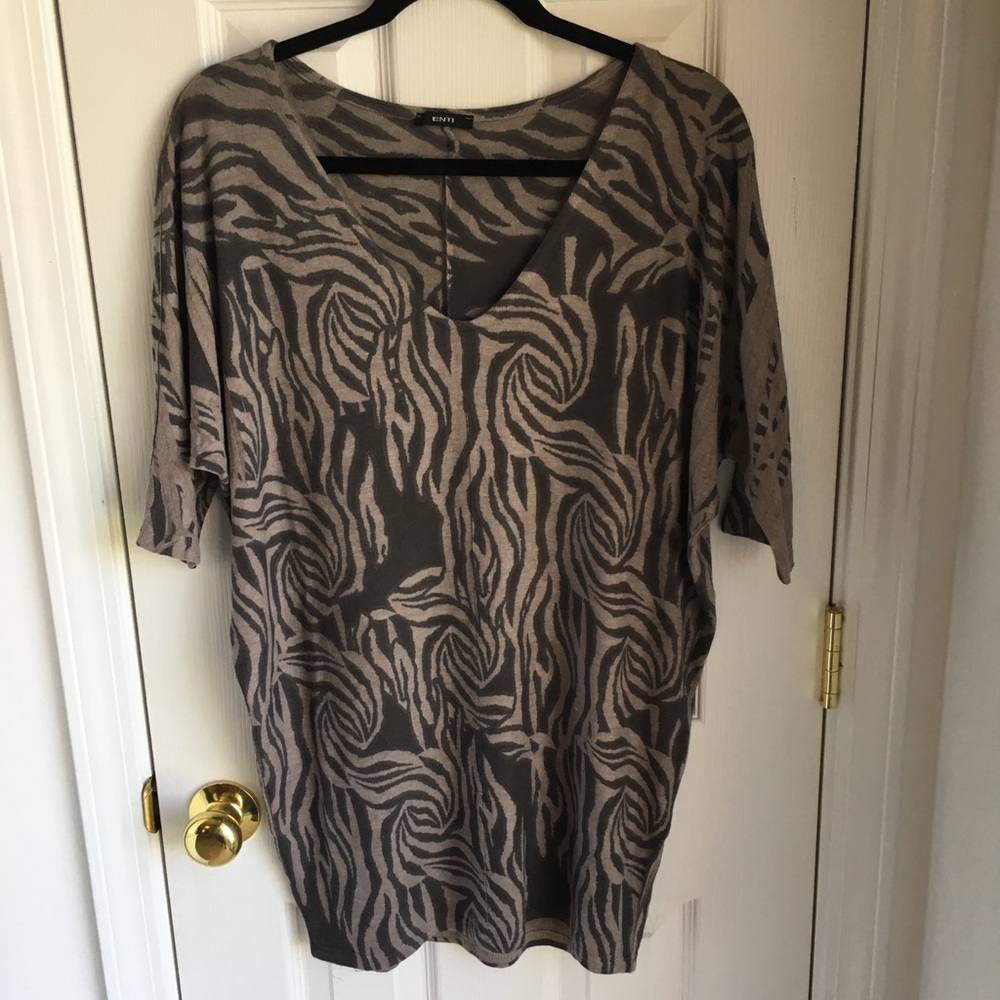 ENTI Short Sleeve Knit Sweater, Size Small